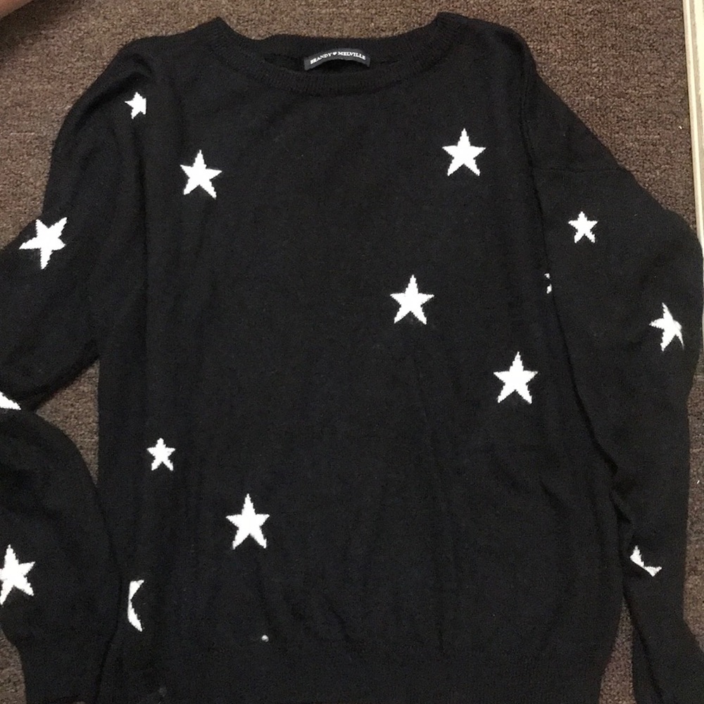 *REPOSH* Brandy Melville Sweater